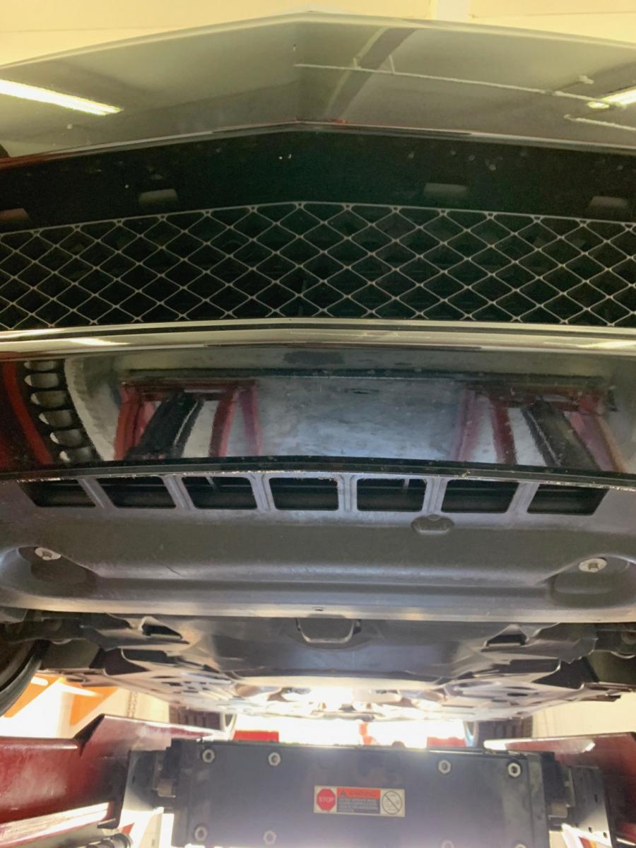Днище и подвеска Mercedes-Benz SL600 (R230) 2007 года  (фото 144 из 189)